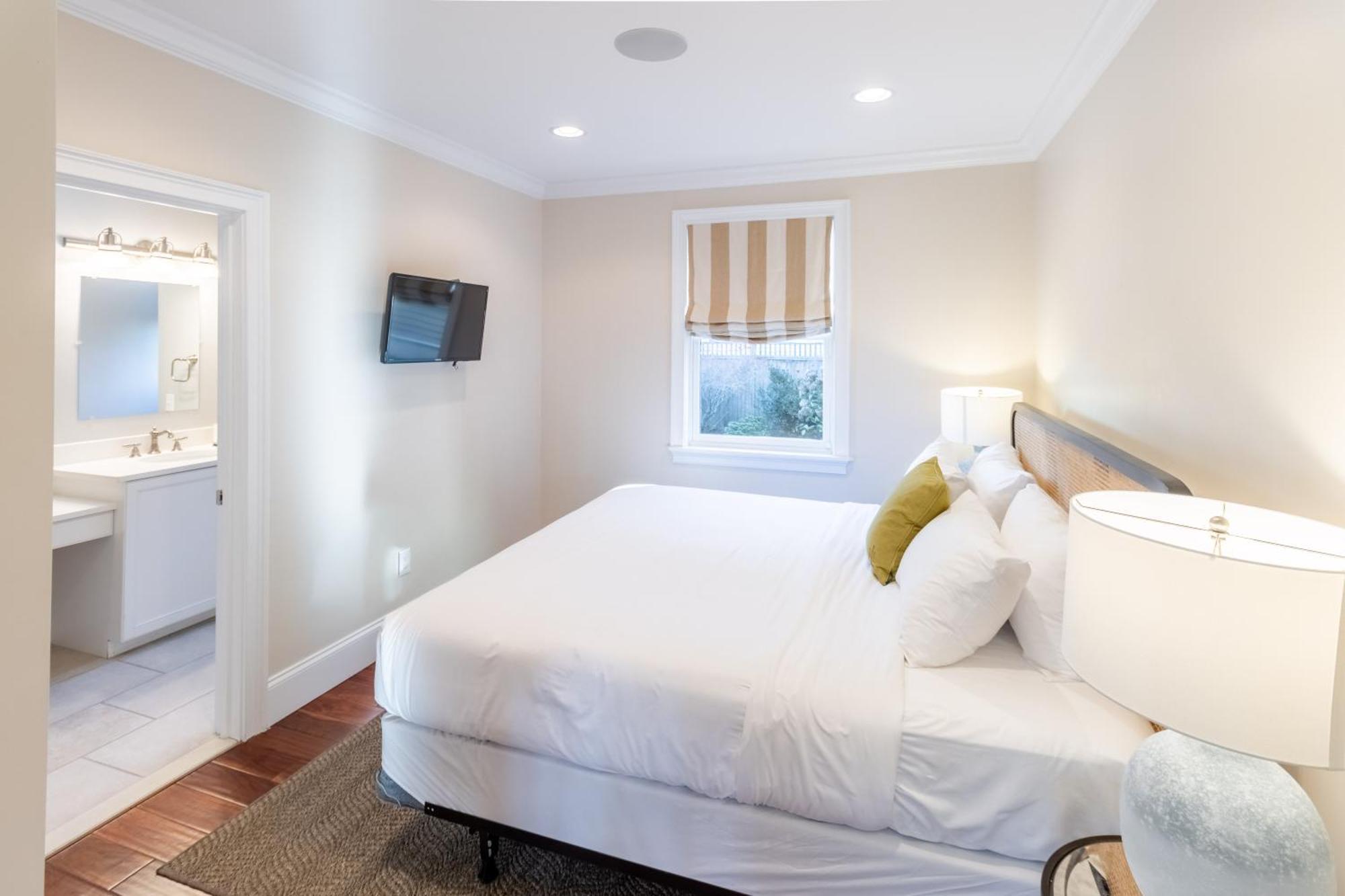 The Newport Lofts - 546 Thames Street Appartement Buitenkant foto