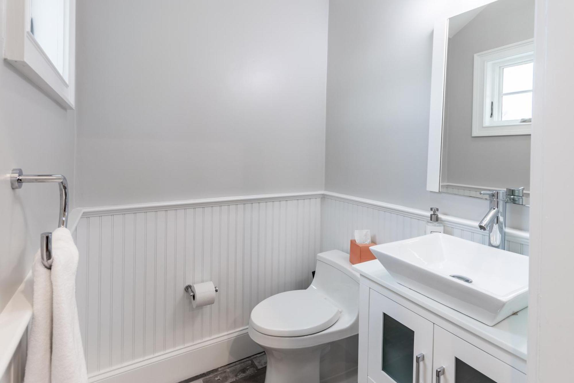 The Newport Lofts - 546 Thames Street Appartement Buitenkant foto