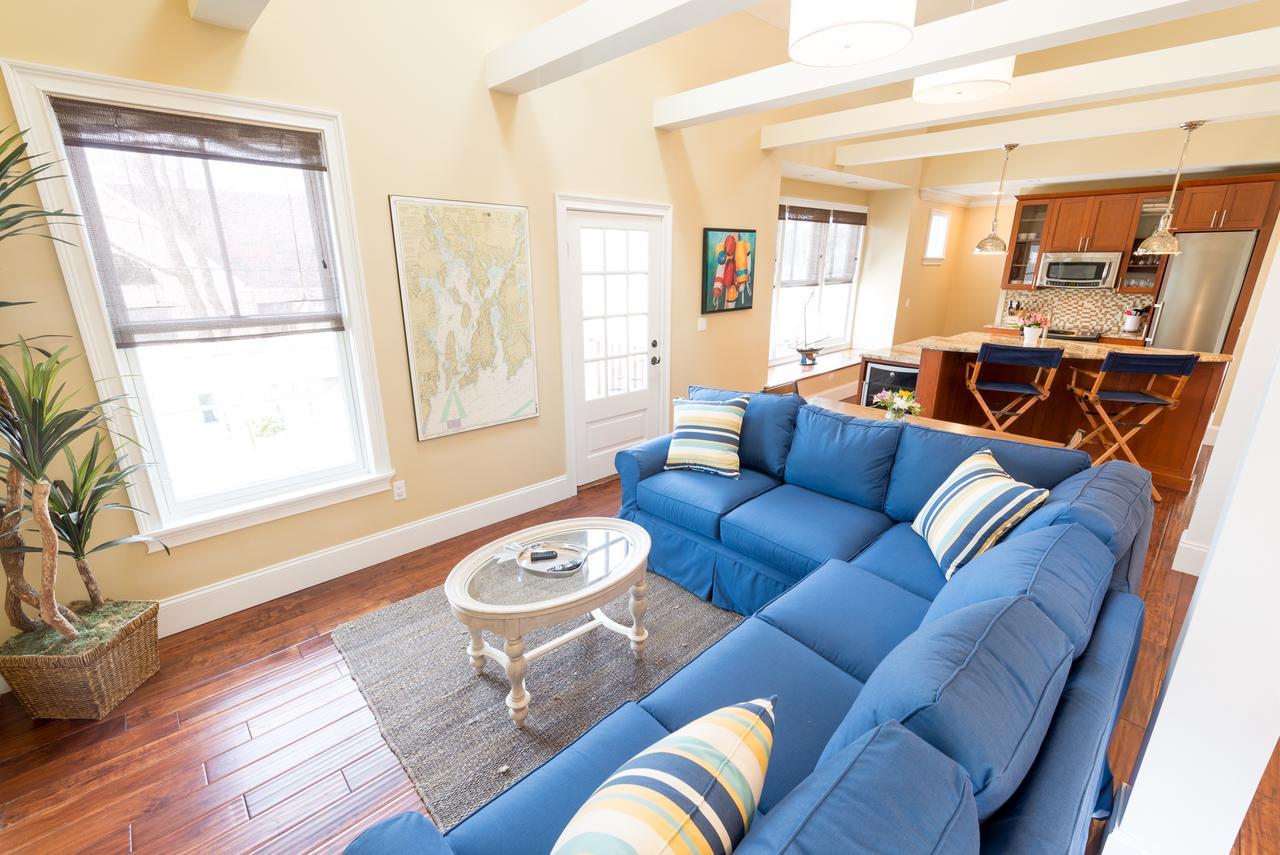 The Newport Lofts - 546 Thames Street Appartement Buitenkant foto