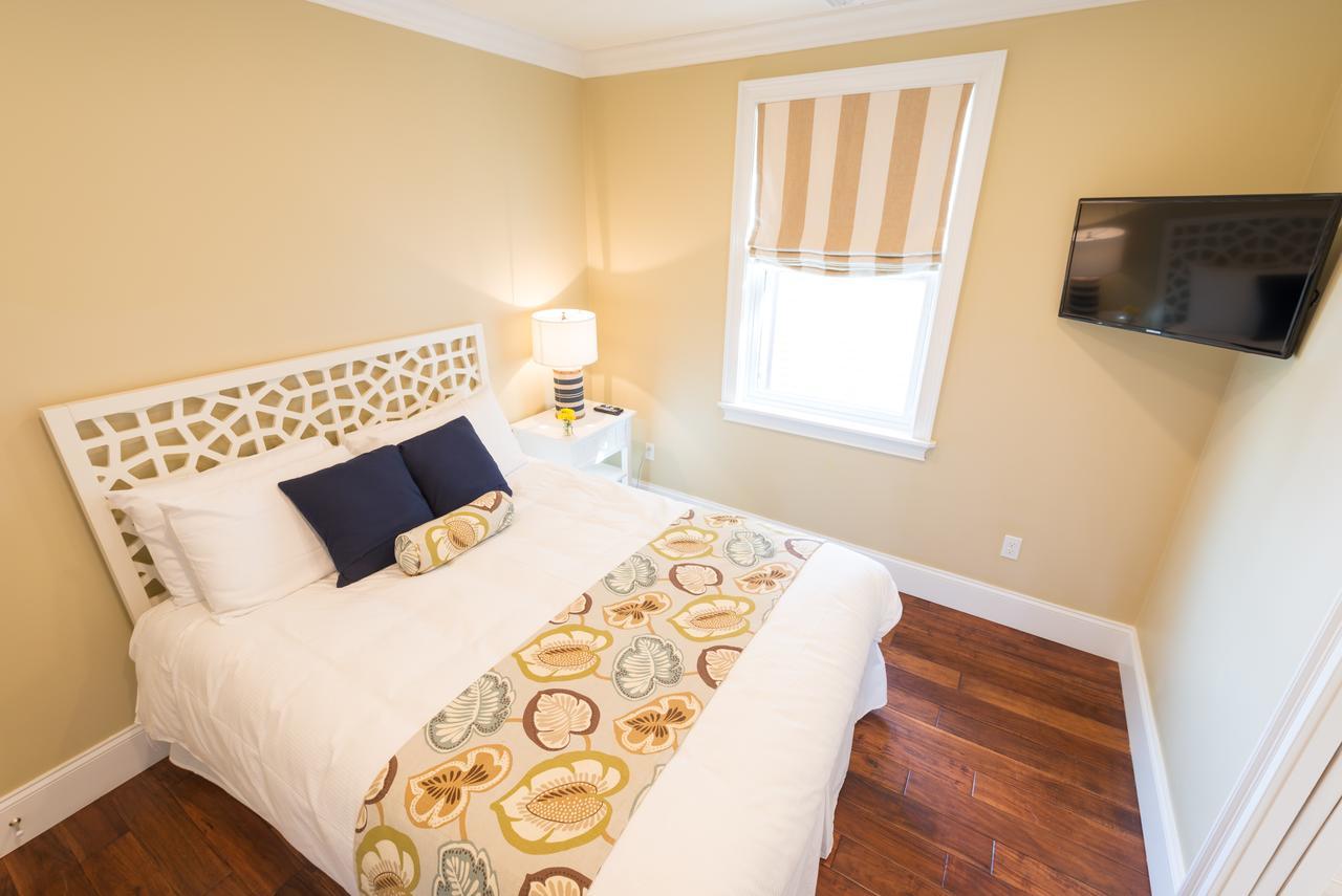 The Newport Lofts - 546 Thames Street Appartement Buitenkant foto